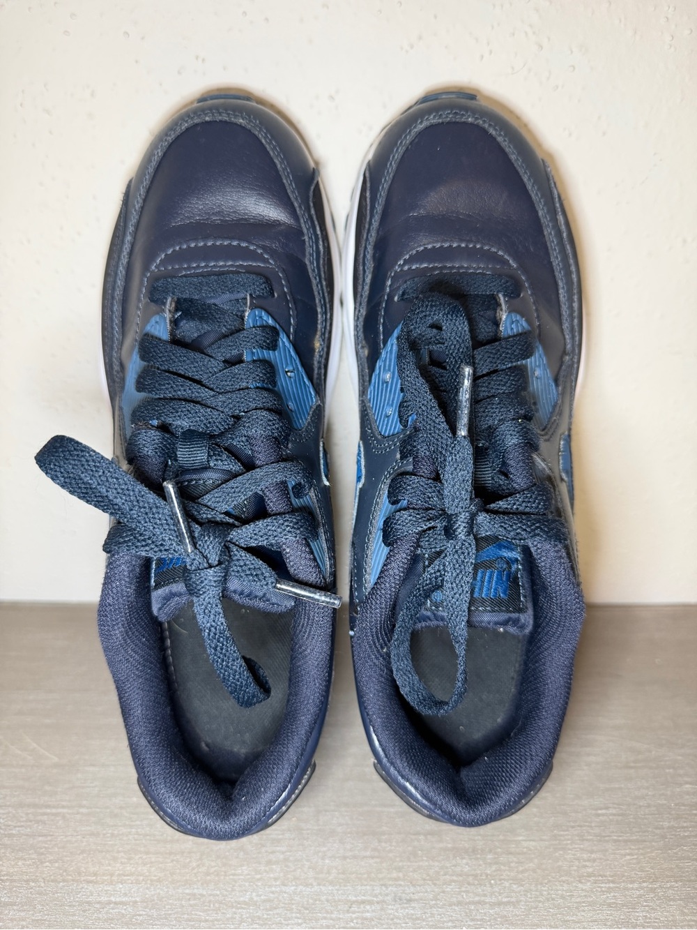Nike Air Max 90 Leather Sneakers Youth 7Y 833412-402 Navy Blue - Picture 4 of 10
